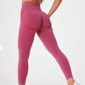 NVGTN Leggings